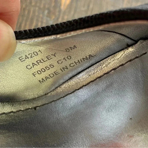 Calvin Klein Carley platform pumps, black, sz 8, lizard stamped leather EUC - Picture 7 of 7